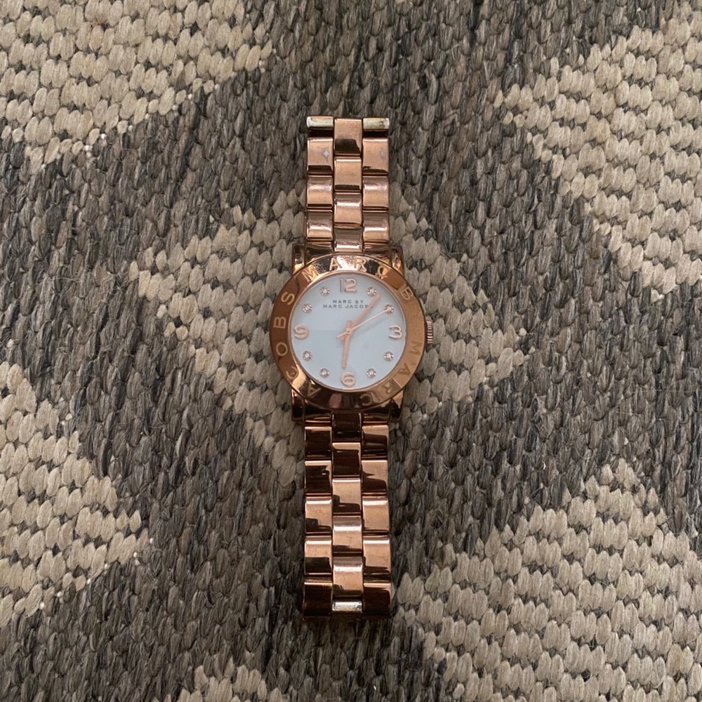 AUTHENTIC MARC JACOBS WATCH